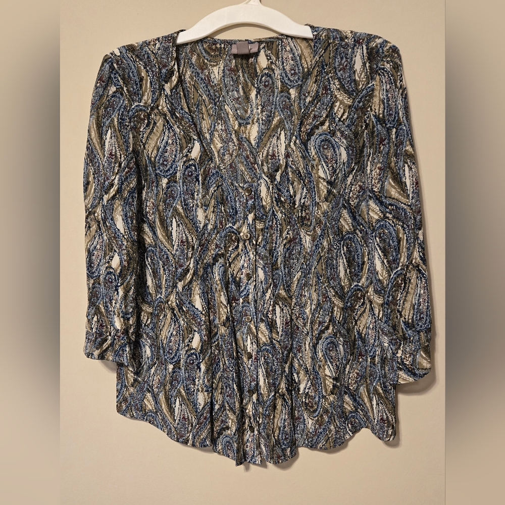 J Jill Blue/Cream/Tan Womens Sz MP Lightweight Blouse w/ Paisley Design